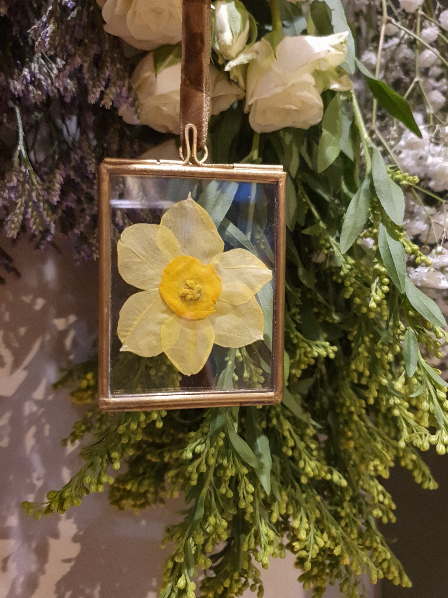 Pressed Flower Frame - Daffodil